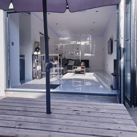 The Studio, Luxury Modern Apartment In The South Hams, Stunning Walks On The Doorstep, A 20 Minute Drive To The Beautiful Sandy Beaches, Quiet Courtyard Setting, Shops, Bars And Restaurants A Short Walk Away! Ivybridge Exteriör bild